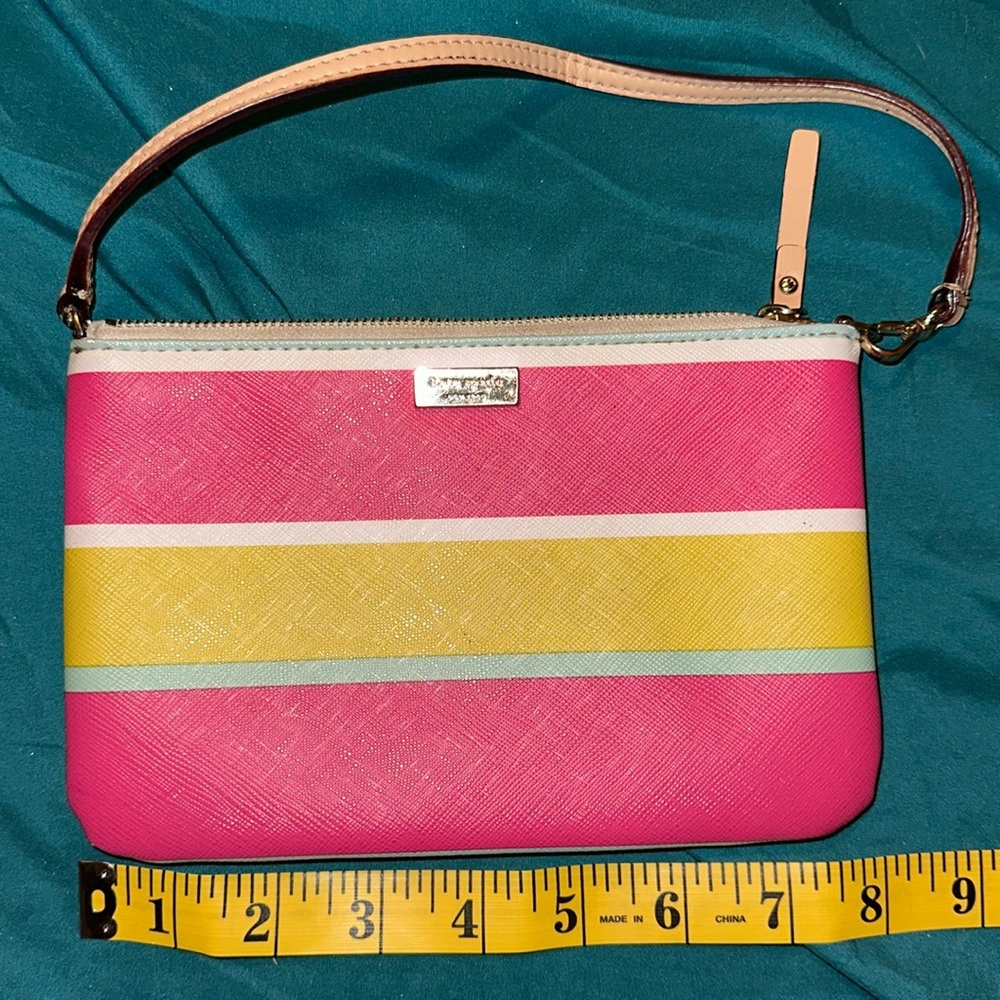 Cute and fun colors Kate Spade wristlet